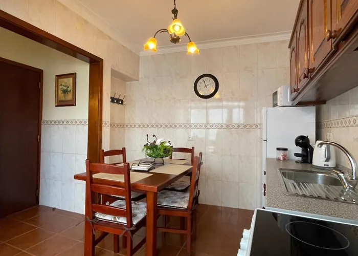 Casa Sao Salvador * アングラ・ド・エロイーズモ